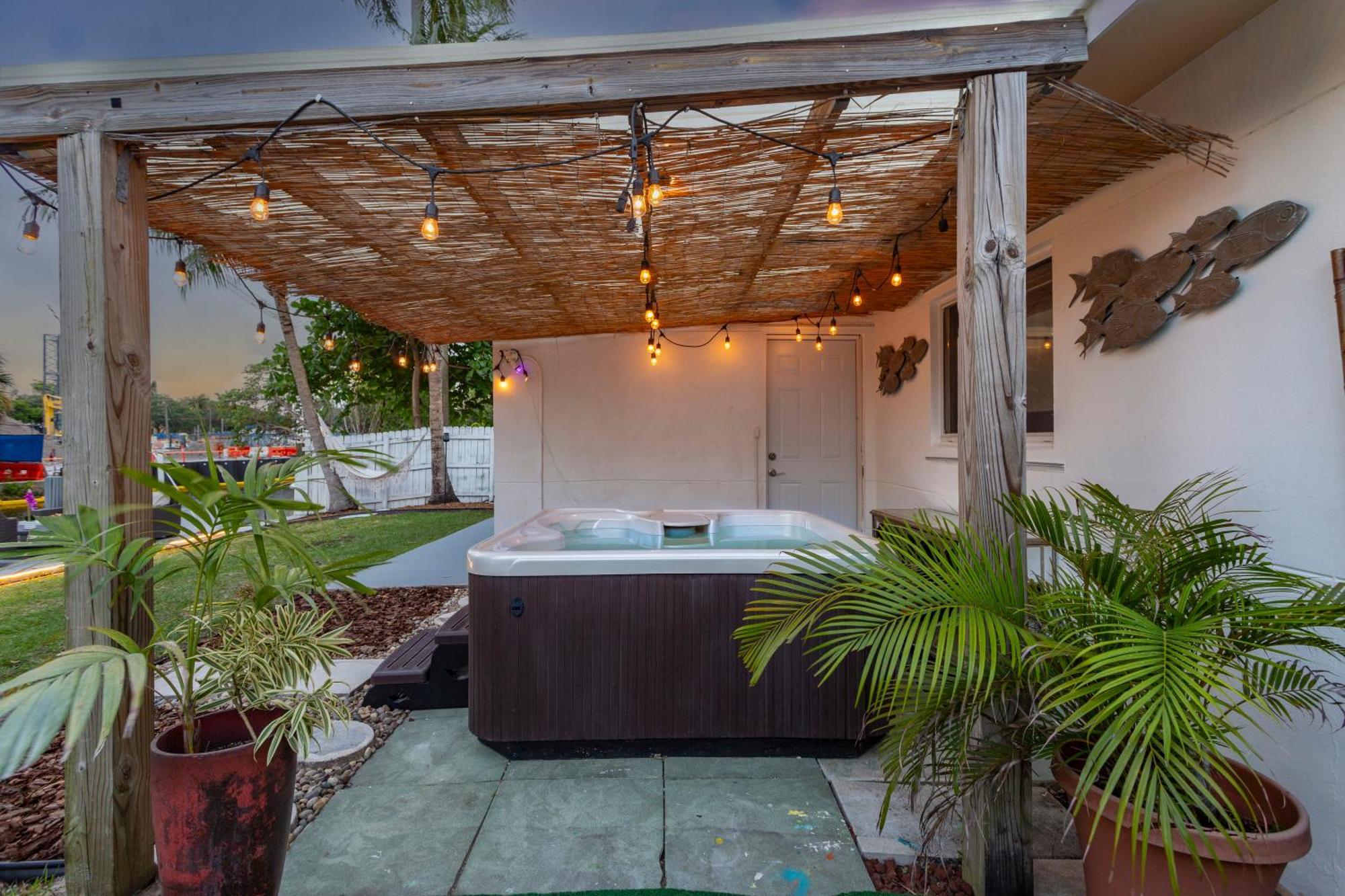 Riverwalk Villa I Private Dock & Hot Tub Fort Lauderdale Esterno foto